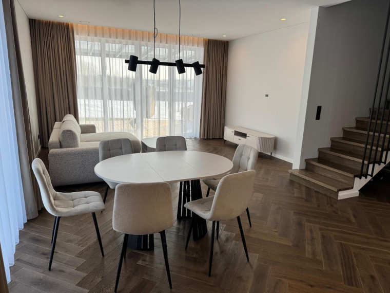 Nuomojamas namas Lapišės g., Lieporiai, Šiaulių m., Šiaulių m. sav., 123.44 m² ploto 4 kambariai 2