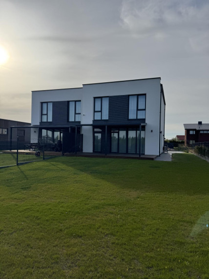 Nuomojamas namas Lapišės g., Lieporiai, Šiaulių m., Šiaulių m. sav., 123.44 m² ploto 4 kambariai 1