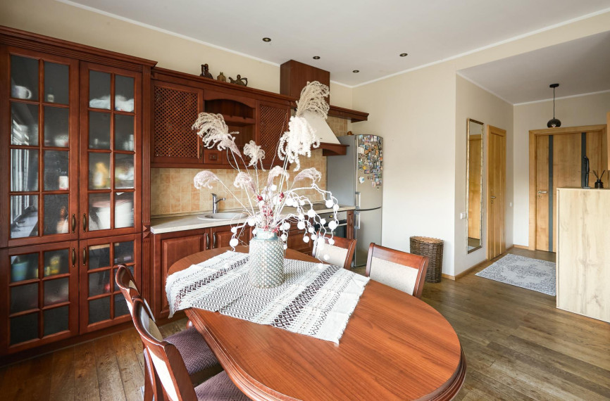 Parduodamas namas Tilžės g., Vilijampolė, Kauno m., Kauno m. sav., 137.00 m² ploto 3 kambariai 3