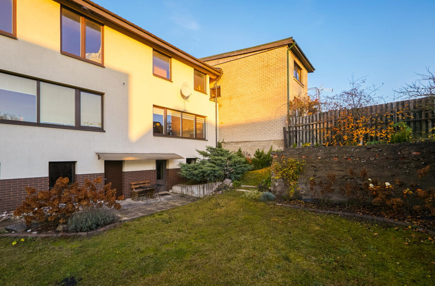 Parduodamas namas Tilžės g., Vilijampolė, Kauno m., Kauno m. sav., 137.00 m² ploto 3 kambariai 32