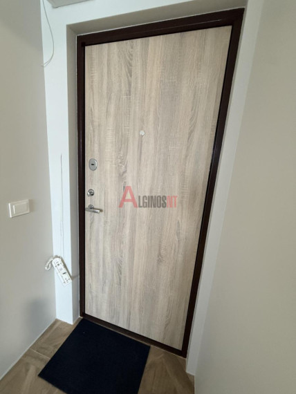Nuomojamas butas Sausio 15-osios g., Centras, Klaipėdos m., Klaipėdos m. sav., 13.00 m² ploto 1 kambarys 4