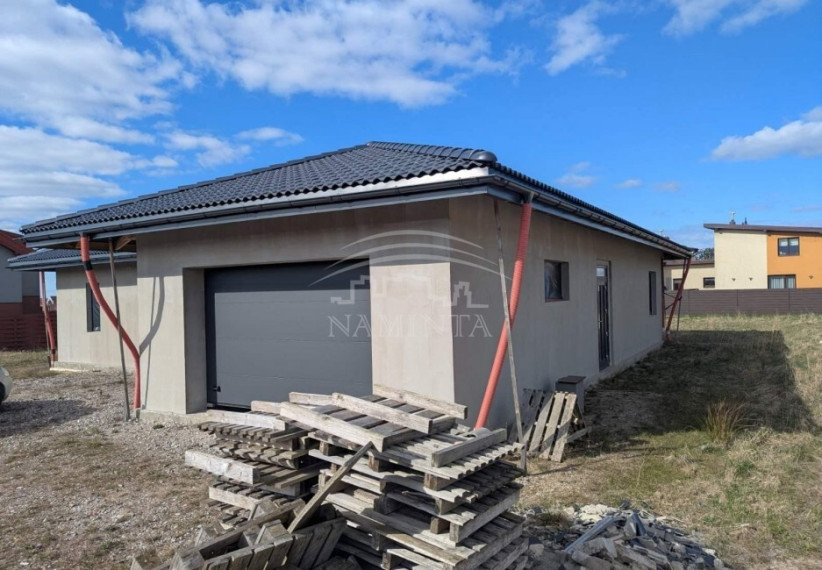 Parduodamas namas Budrikų k., Klaipėdos r. sav., 185 m2 ploto, 1 aukštai 9