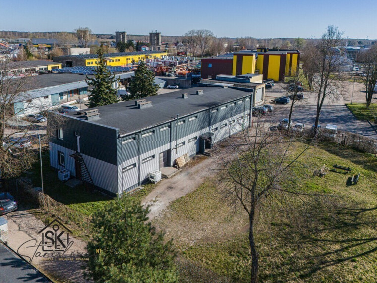 PARDUODAMOS PASTATAS ŠILUTĖJE, PRAMONĖS G. 5D SU 22.26 ARŲ ŽEMĖS SKLYPU 3