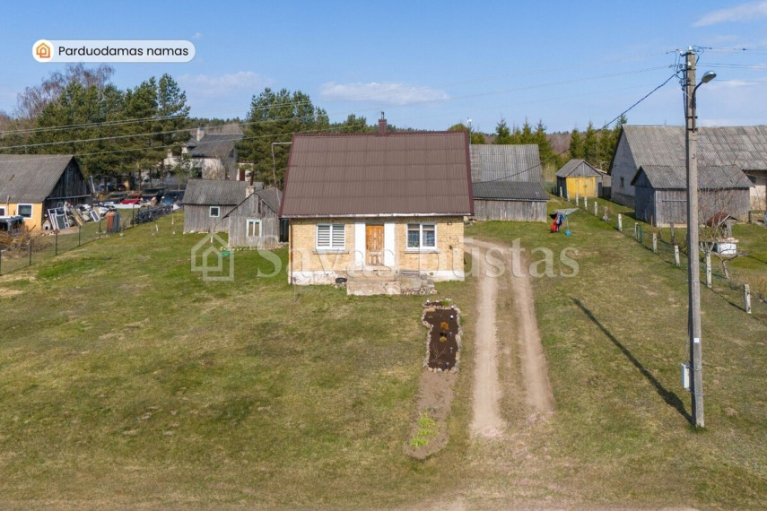 Parduodamas namas Grimzių k., Kelmės r. sav., 60.96 m2 ploto, 1 aukštai 2