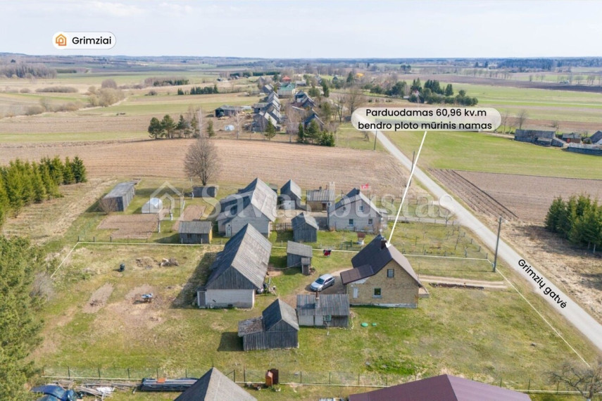 Parduodamas namas Grimzių k., Kelmės r. sav., 60.96 m2 ploto, 1 aukštai 21