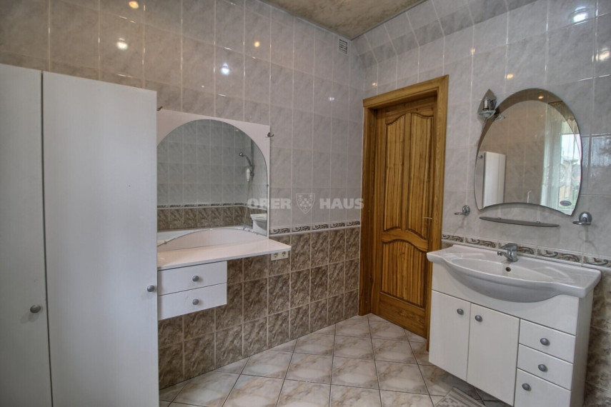Parduodamas namas Vaidoto g., Gubernija, Šiaulių m., Šiaulių m. sav., 363.36 m2 ploto, 2 aukštai 13