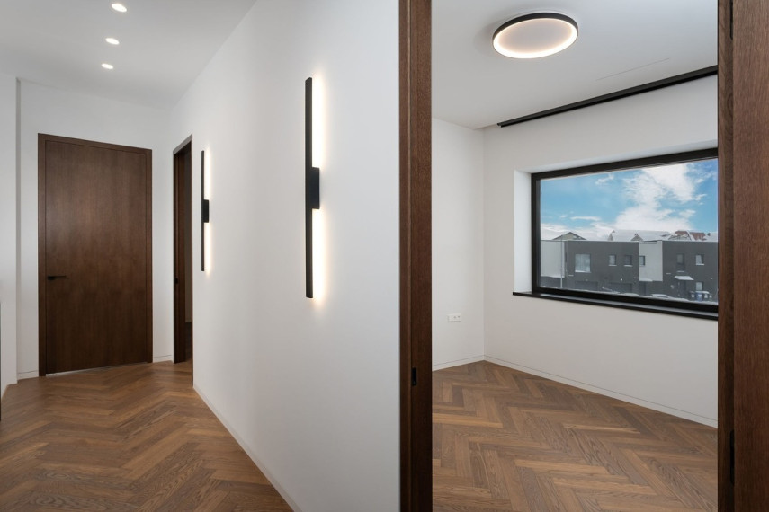 Parduodamas namas Žaibo g., Klaipėdos m., Klaipėdos m. sav., 242.85 m2 ploto, 2 aukštai 18