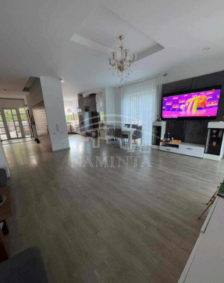 Parduodamas namas Jakų k., Klaipėdos r. sav., 238 m2 ploto, 3 aukštai 2