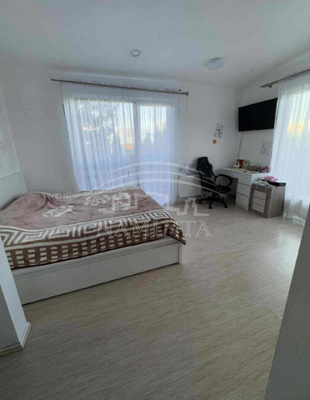 Parduodamas namas Jakų k., Klaipėdos r. sav., 238 m2 ploto, 3 aukštai 6
