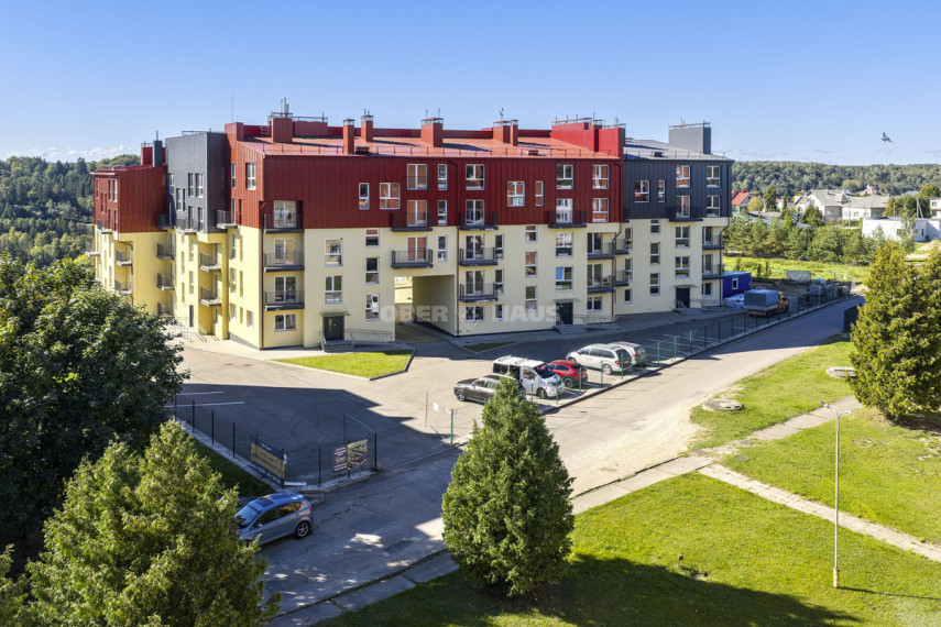 Parduodamas butas Smėlynų g., Ariogalos m., Raseinių r. sav., 65.32 m2 ploto, 2 kambariai 5