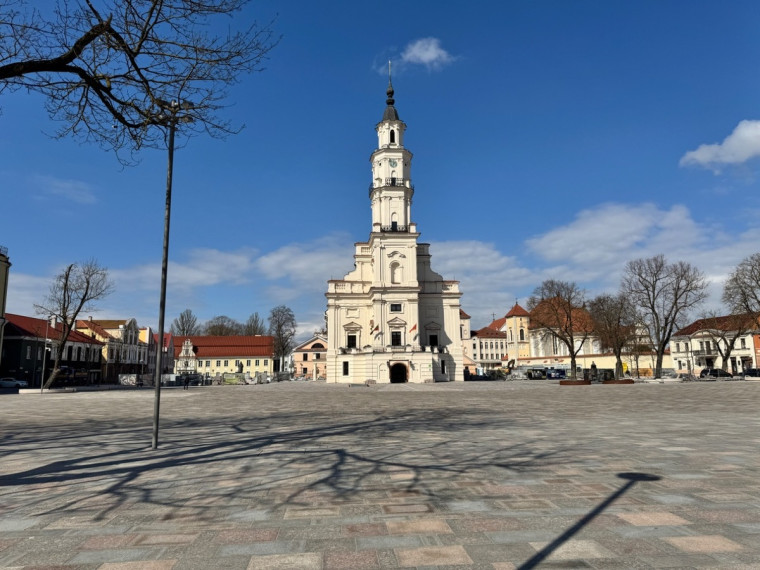 Nuomojamas butas Rotušės a., Senamiestis, Kauno m., Kauno m. sav., 77 m2 ploto, 3 kambariai 17
