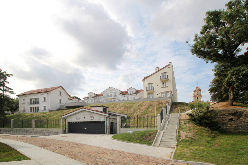 Nuomojamas butas Bokšto g., Senamiestis, Vilniaus m., Vilniaus m. sav., 50 m2 ploto, 2 kambariai 19