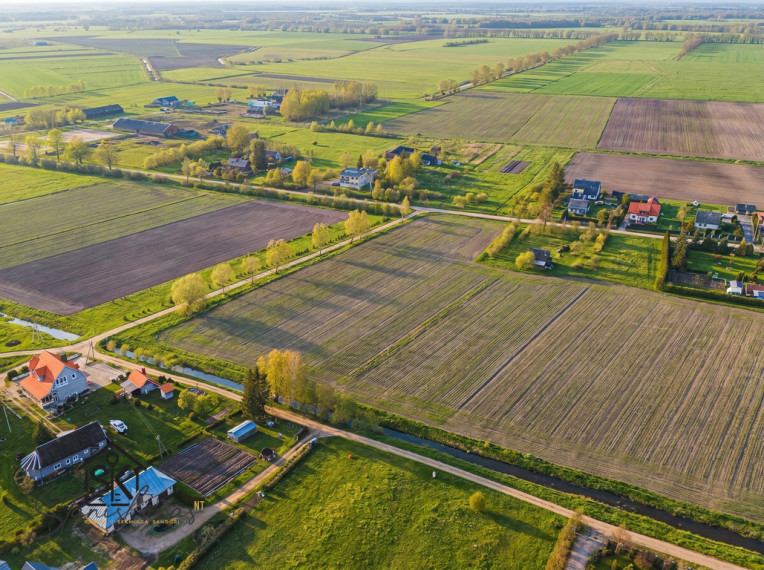 PARDUODAMI NAMŲ VALDOS ŽEMĖS SKLYPAI RUSNĖJE, SODŲ G. 11