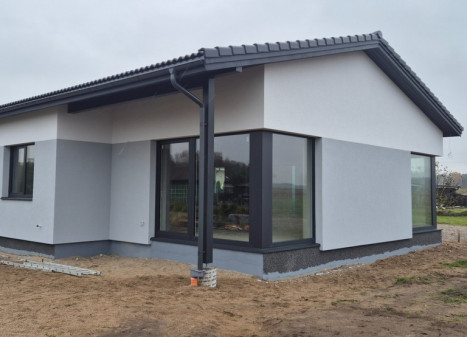 Parduodamas namas Pienių g., Agluonėnų k., Klaipėdos r. sav., 110 m2 ploto, 1 aukštai Parduodamas namas Pienių g., Agluonėnų k., Klaipėdos r. sav., 110 m2 ploto, 1 aukštai