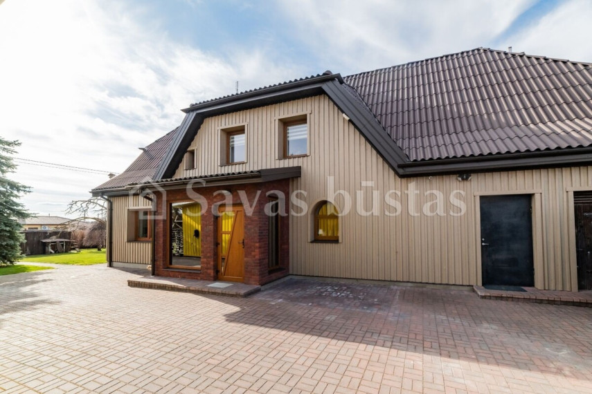 Parduodamas namas Laisvės g., Drąsučių k., Šiaulių r. sav., 172.69 m2 ploto, 2 aukštai 3
