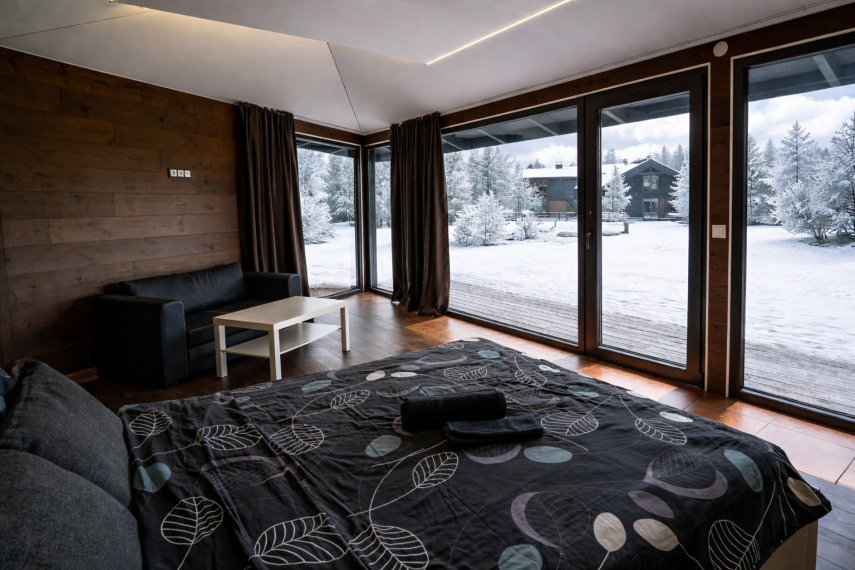 Parduodamas namas Žaliosios k., Anykščių r. sav., 530.00 m² ploto 12 kambarių 45