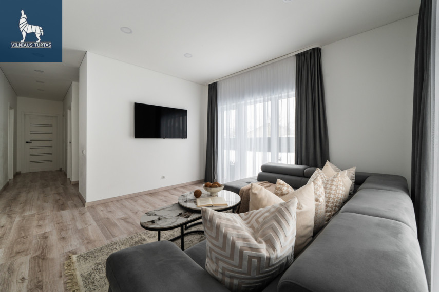 Parduodamas namas Galvės 1-oji g., Trakų Vokė, Vilniaus m., Vilniaus m. sav., 79.94 m2 ploto, 1 aukštai 6
