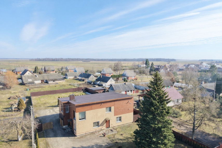 Parduodamas namas Šilainių g., Beinaičių k., Kėdainių r. sav., 330.01 m2 ploto, 2 aukštai 2