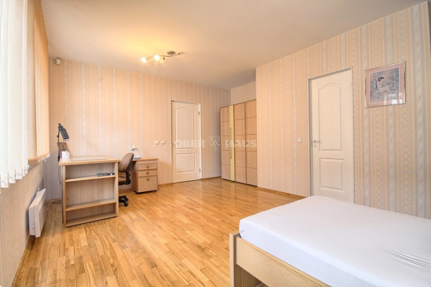 Nuomojamas namas Mykolo Marcinkevičiaus g., Santariškės, Vilniaus m., Vilniaus m. sav., 350 m2 ploto, 2 aukštai 28
