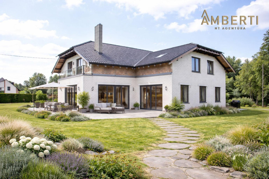Parduodamas namas Paupio g., Plikių mstl., Klaipėdos r. sav., 472.82 m² ploto 7 kambariai 8