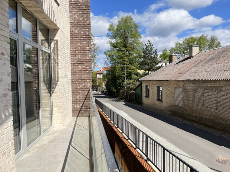 BIURO NUOMA ŠIUOLAIKIŠKAME VERSLO CENTRE NAUJAMIESTYJE 18