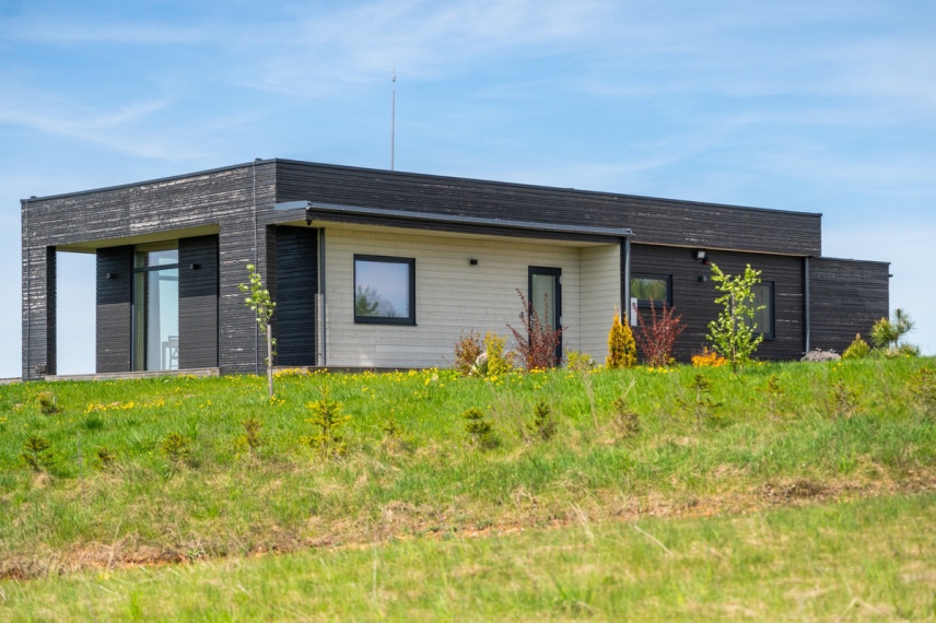 Parduodamas namas Raipolio k., Trakų r. sav., 99.6 m2 ploto, 1 aukštai 32