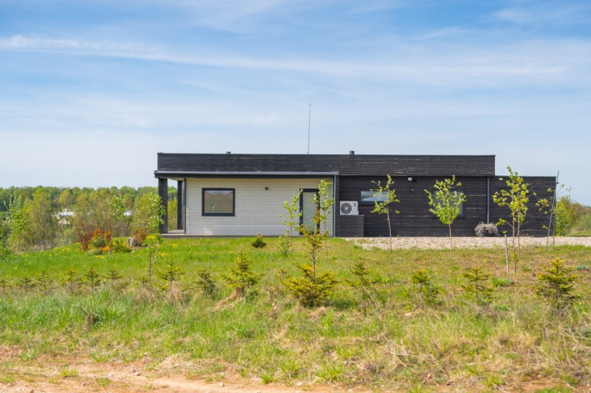 Parduodamas namas Raipolio k., Trakų r. sav., 99.6 m2 ploto, 1 aukštai 33