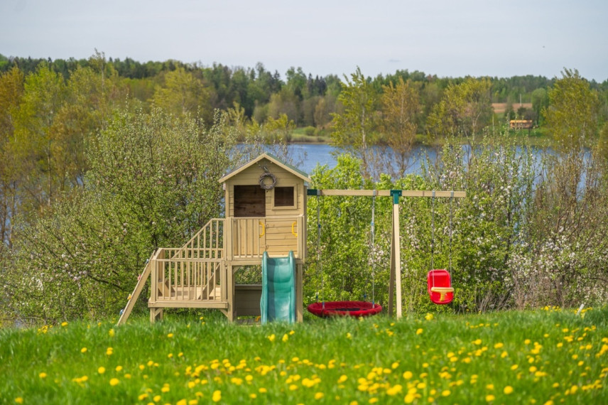 Parduodamas namas Raipolio k., Trakų r. sav., 99.6 m2 ploto, 1 aukštai 40