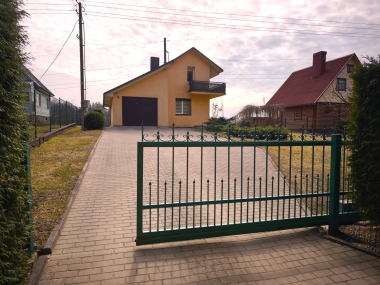 Parduodamas namas Paežerės g., Ignalinos m., Ignalinos r. sav., 102.00 m² ploto 3 kambariai 8