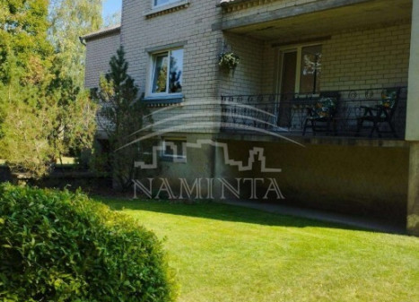 Parduodamas namas Jokūbavo k., Kretingos r. sav., 352 m2 ploto, 2 aukštai Parduodamas namas Jokūbavo k., Kretingos r. sav., 352 m2 ploto, 2 aukštai