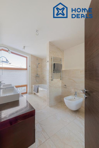 Parduodamas namas Mozūriškių g., Justiniškės, Vilniaus m., Vilniaus m. sav., 312.74 m² ploto 5 kambariai 28