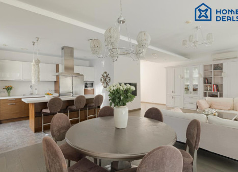 Parduodamas namas Mozūriškių g., Justiniškės, Vilniaus m., Vilniaus m. sav., 312.74 m² ploto 5 kambariai Parduodamas namas Mozūriškių g., Justiniškės, Vilniaus m., Vilniaus m. sav., 312.74 m² ploto 5 kambariai