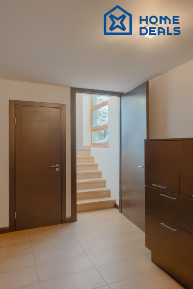 Parduodamas namas Mozūriškių g., Justiniškės, Vilniaus m., Vilniaus m. sav., 312.74 m² ploto 5 kambariai 35
