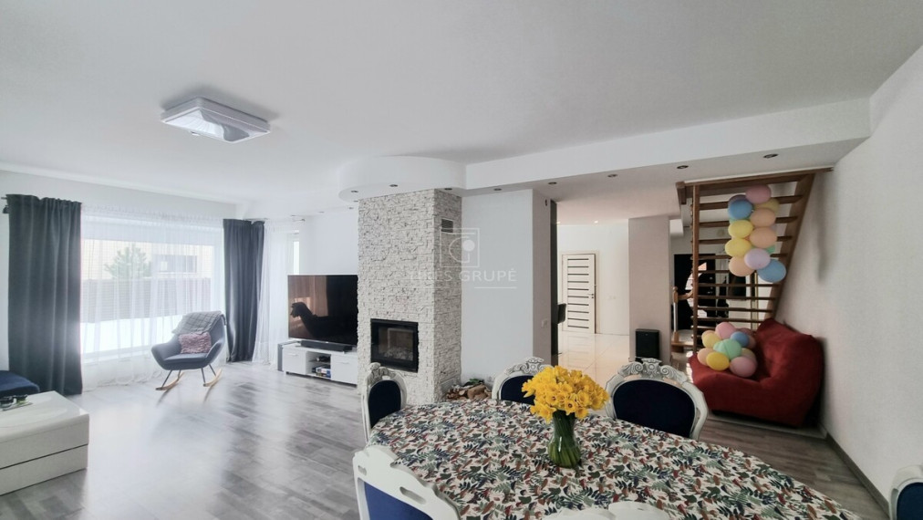 Parduodamas namas Slengių k., Klaipėdos r. sav., 207 m2 ploto, 2 aukštai 3