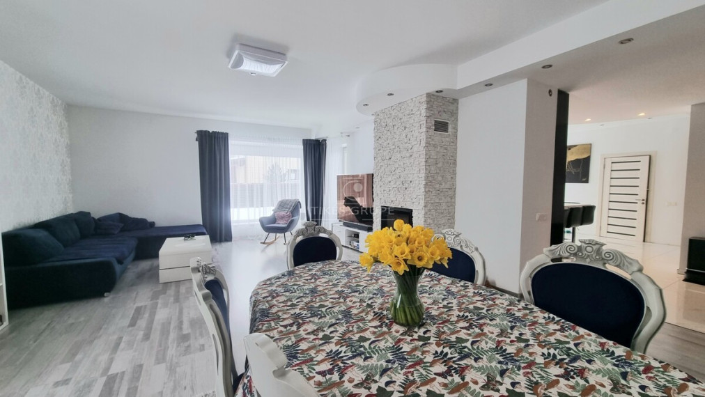 Parduodamas namas Slengių k., Klaipėdos r. sav., 207 m2 ploto, 2 aukštai 6