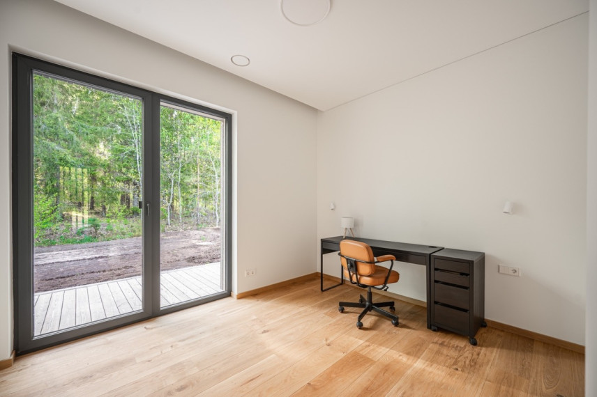 Parduodamas namas Pušyno g., Vilkiškių k., Molėtų r. sav., 80 m2 ploto, 2 aukštai 25