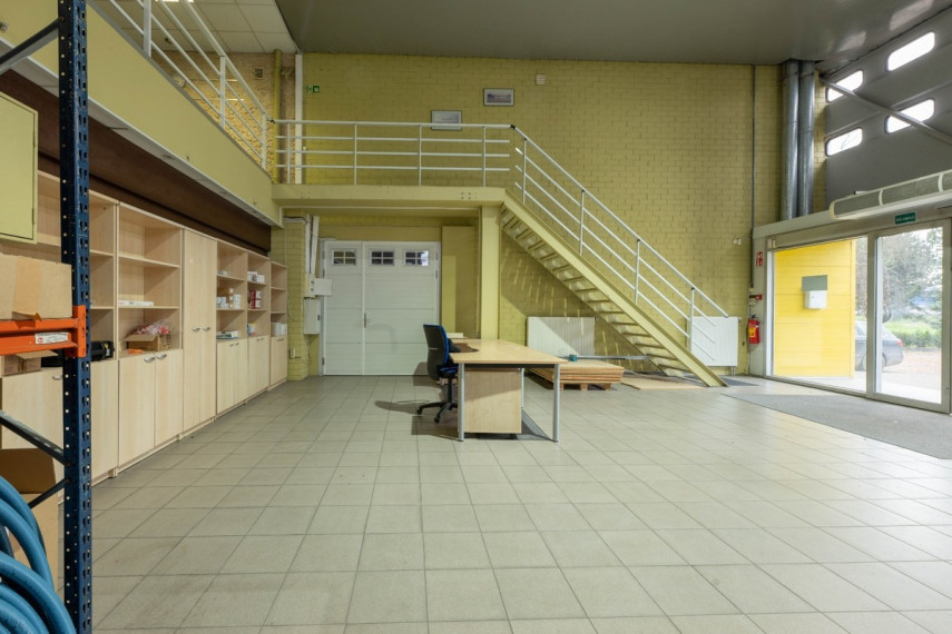 Nuomojamos administracinės, sandėliavimo patalpos Savanorių pr., Kauno m., Kauno m. sav., 300 m2 ploto 1