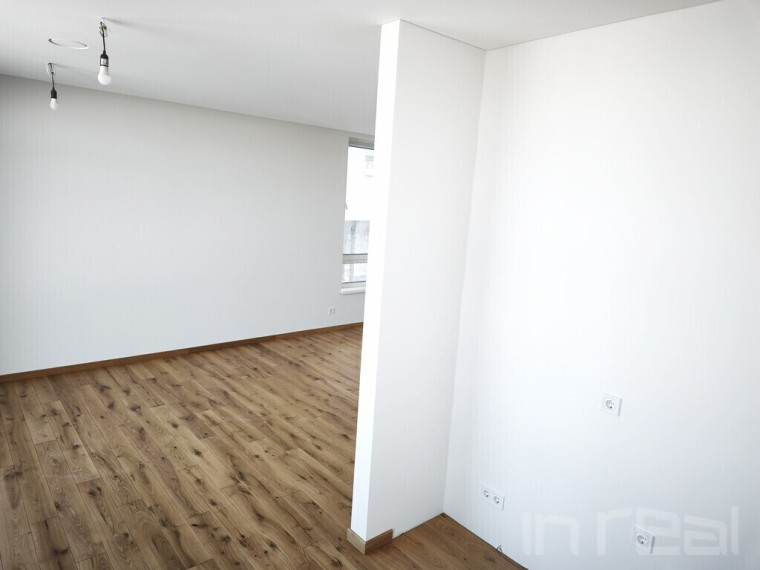 PARDUODAMAS PILNAI ĮRENGTAS BUTAS SU BALKONU NAUJAME, IŠSKIRTINĖS KOKYBĖS NAME, UTENOS CENTRE 4