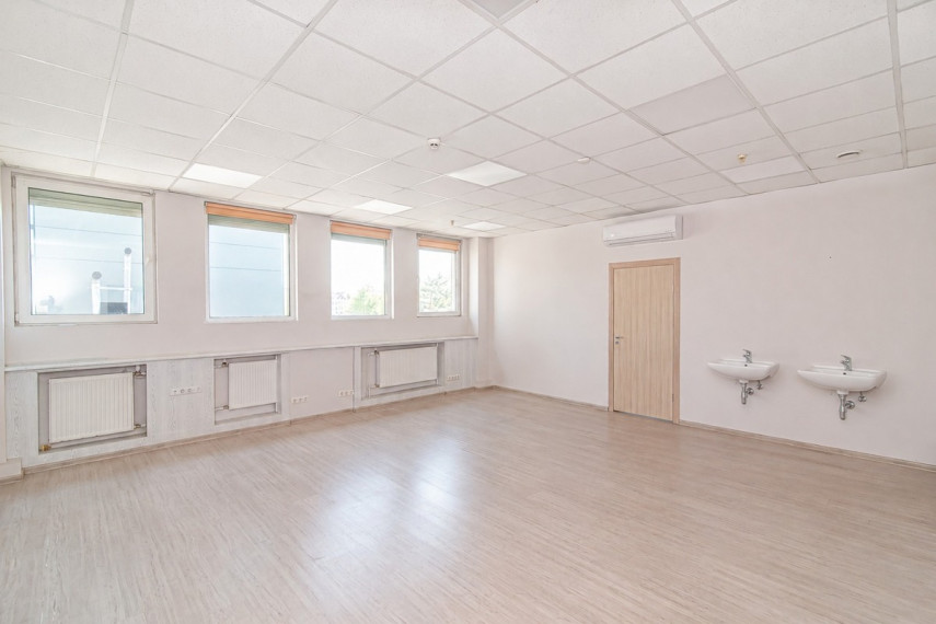 Nuomojamos administracinės patalpos Konstitucijos pr., Vilniaus m., Vilniaus m. sav., 54.61 m2 ploto 4