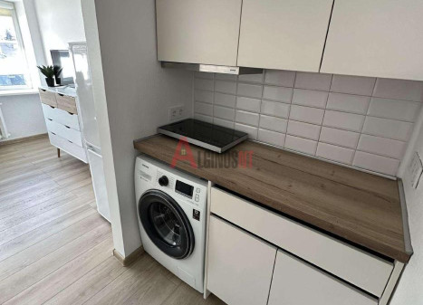 Parduodamas butas Sulupės g., Žvejybos uostas, Klaipėdos m., Klaipėdos m. sav., 15 m² ploto 1 kambarys