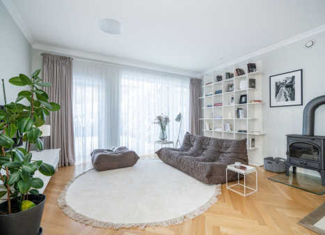 Parduodamas butas Žolyno g., Vilniaus m., Vilniaus m. sav., 130 m2 ploto, 4 kambariai