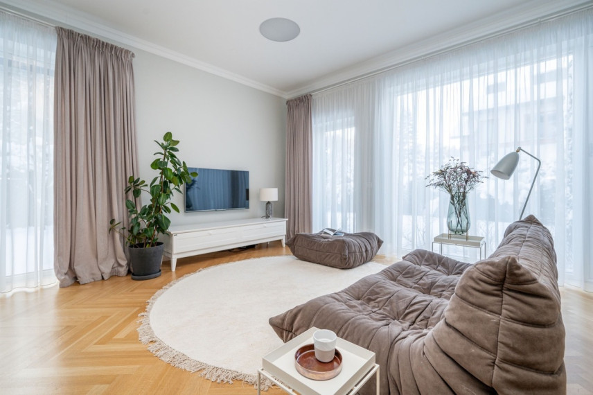 Parduodamas butas Žolyno g., Vilniaus m., Vilniaus m. sav., 130 m2 ploto, 4 kambariai 3
