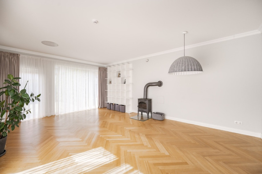Parduodamas butas Žolyno g., Vilniaus m., Vilniaus m. sav., 130 m2 ploto, 4 kambariai 38