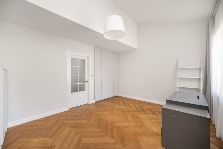 Parduodamas butas Žolyno g., Vilniaus m., Vilniaus m. sav., 130 m2 ploto, 4 kambariai 47