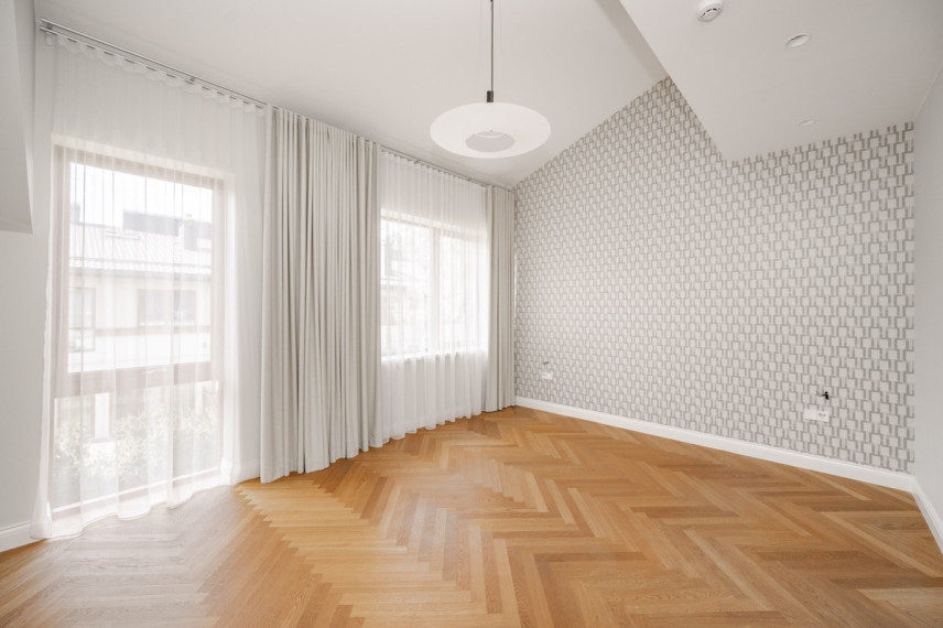 Parduodamas butas Žolyno g., Vilniaus m., Vilniaus m. sav., 130 m2 ploto, 4 kambariai 48