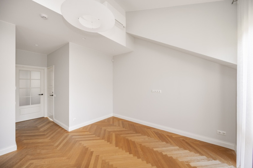 Parduodamas butas Žolyno g., Vilniaus m., Vilniaus m. sav., 130 m2 ploto, 4 kambariai 51
