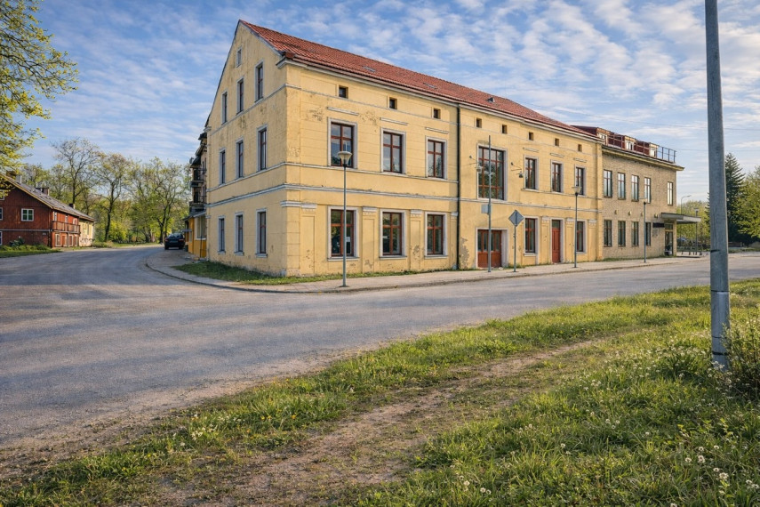 Parduodamos administracinės patalpos Neringos g., Rusnės mstl., Šilutės r. sav., 890 m2 ploto 16