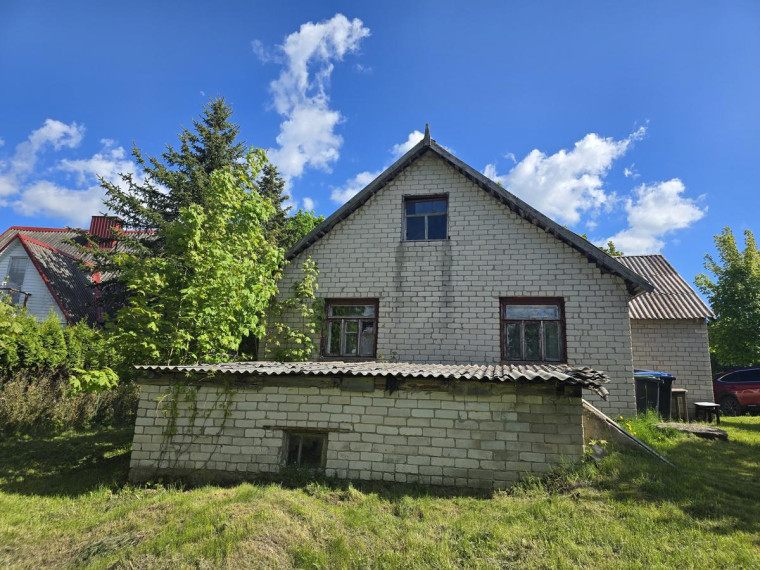 Parduodamas namas Molėtų m., Molėtų r. sav., 61.84 m² ploto 3 kambariai 4
