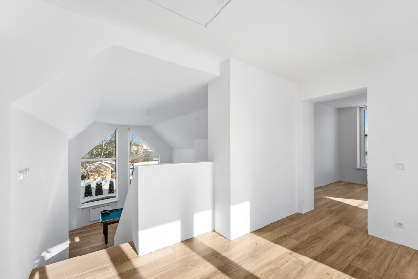 Parduodamas namas Gėlių g., Meškių k., Šiaulių r. sav., 198.65 m² ploto 4 kambariai 14