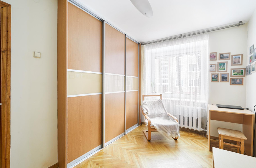 Parduodamas butas Savanorių pr., Žaliakalnis, Kauno m., Kauno m. sav., 72.00 m² ploto 4 kambariai 21